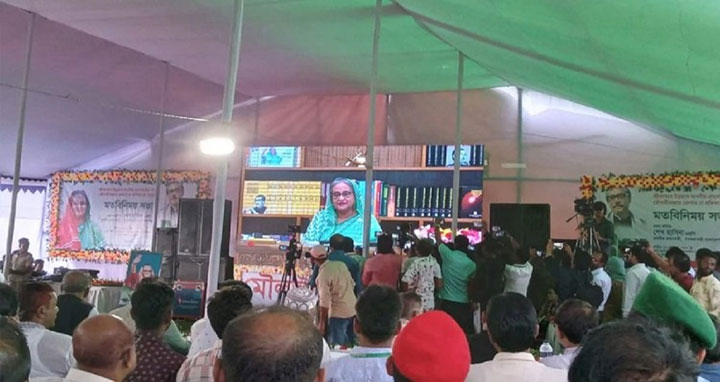 শকুন রক্ষায় এশিয়ার মধ্যে বাংলাদেশ সবচেয়ে এগিয়ে : পরিবেশমন্ত্রী