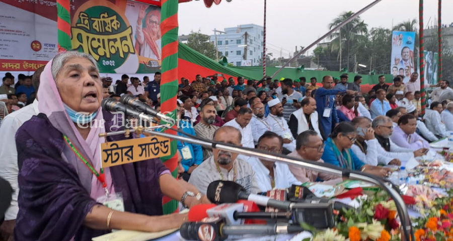 এখন দেশে চাল দেওয়ার জন্য মিসকিন পাওয়া যায় না : মতিয়া চৌধুরী