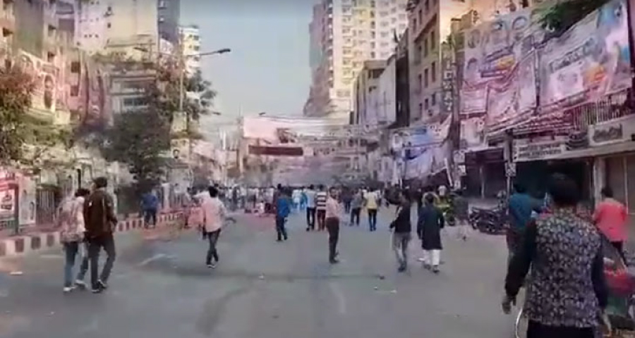 নয়াপল্টনে পুলিশের সঙ্গে বিএনপি নেতা-কর্মীদের সংঘর্ষ