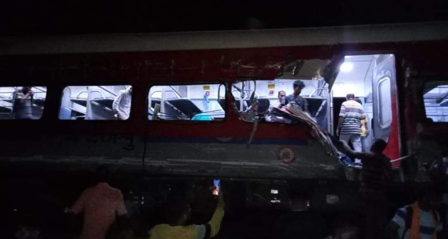 ভারতে ভয়াবহ ট্রেন দুর্ঘটনা, নিহত ৩০