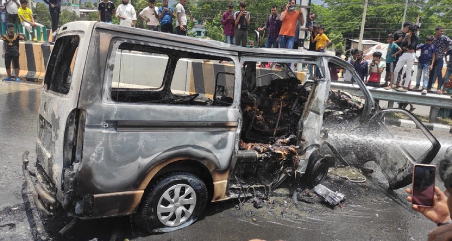 ভাঙ্গায় অ্যাম্বুল্যান্সের সিলিন্ডার বিস্ফোরণ, শিশুসহ নিহত ৭