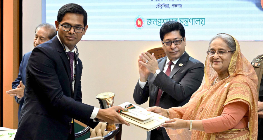 বঙ্গবন্ধু জনপ্রশাসন পদক পেলেন ২৮ কর্মকর্তা ও ২ প্রতিষ্ঠান