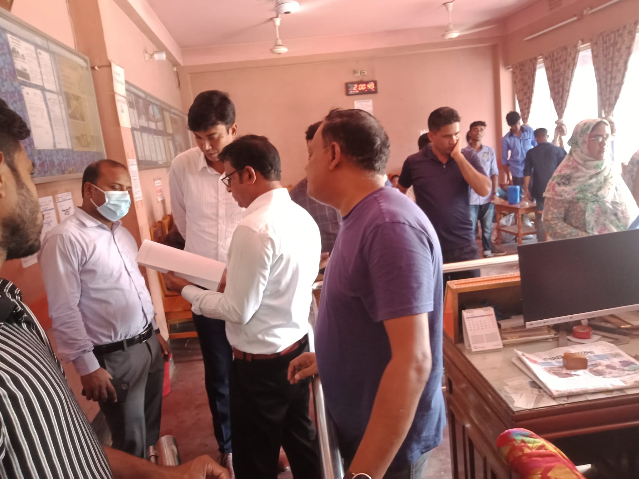 দেড় লাখ টাকা জরিমানা গুনল মুক্তাগাছার ঐতিহ্যবাহী মন্ডার দোকান