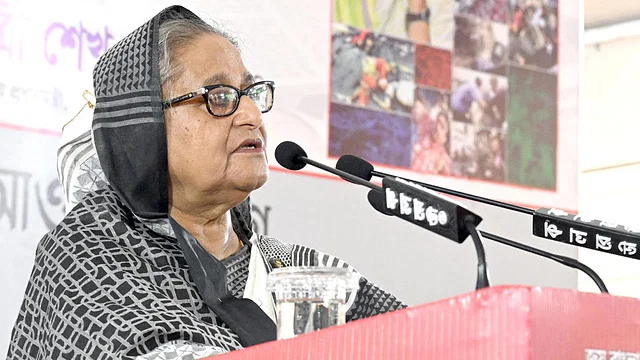 সেদিন যে বেঁচে গিয়েছিলাম, সেটাই অবাক বিস্ময় : শেখ হাসিনা