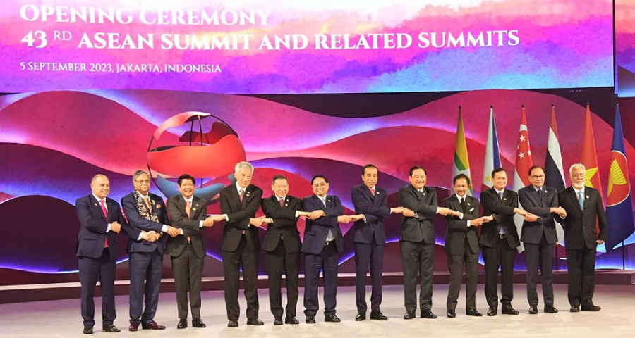 আসিয়ান শীর্ষ সম্মেলনে রাষ্ট্রপতি