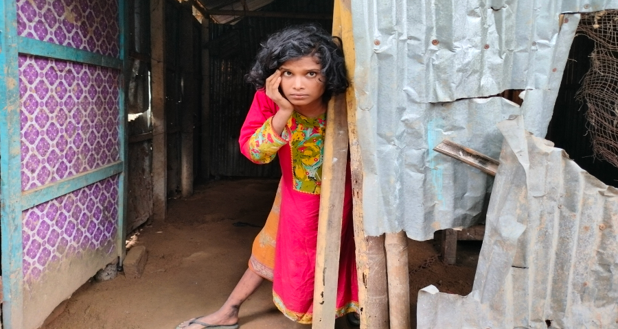 একযুগেরও বেশি সময় ধরে শিকলে বন্দি মেহনাজ