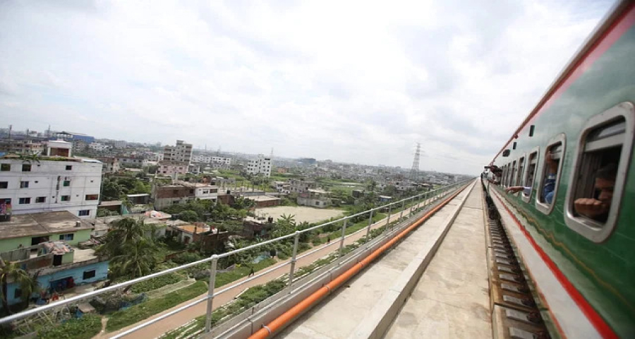 পদ্মা সেতু হয়ে ভাঙ্গায় পৌঁছাল পরীক্ষামূলক ট্রেন
