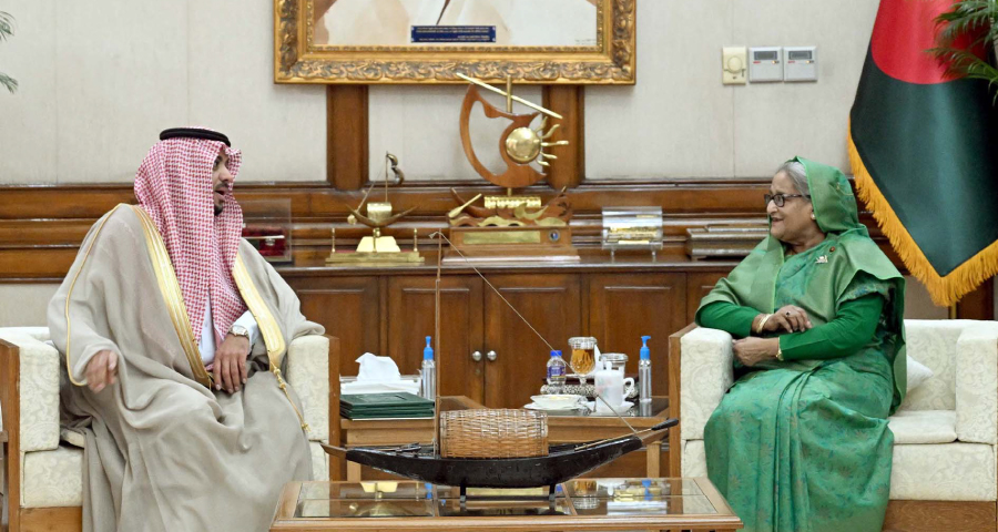 প্রধানমন্ত্রীর সঙ্গে সৌদি রাষ্ট্রদূতের সাক্ষাৎ