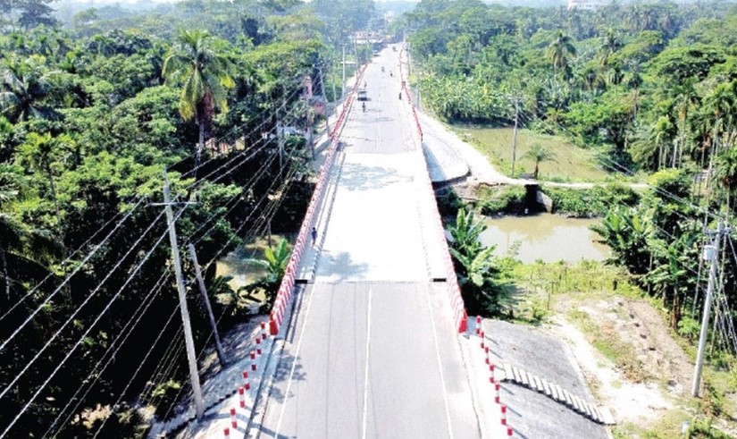 চার সেতুতে বদলেছে ভোলার যোগাযোগ ব্যবস্থা