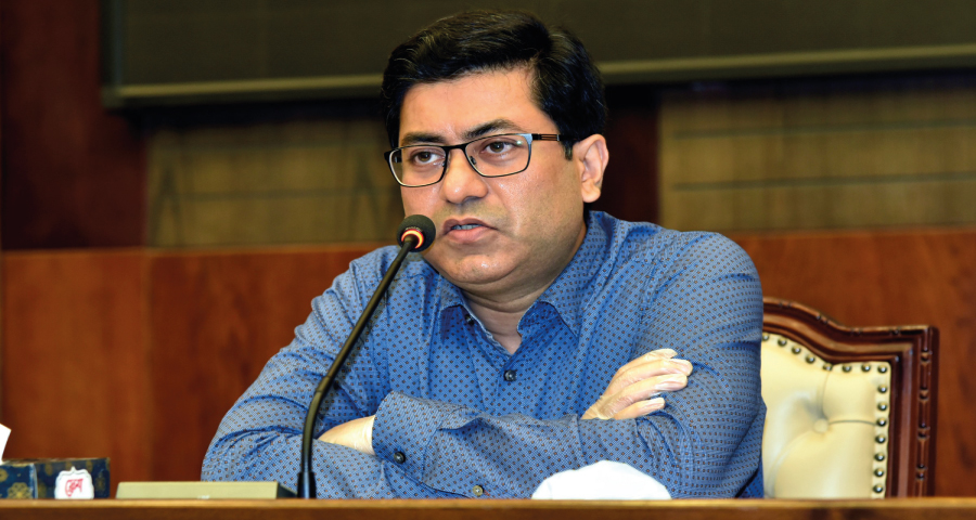 মধ্যবিত্তের নাভিশ্বাস, সিন্ডিকেটের মাথায় বাড়ি দিতে হবে: তাপস