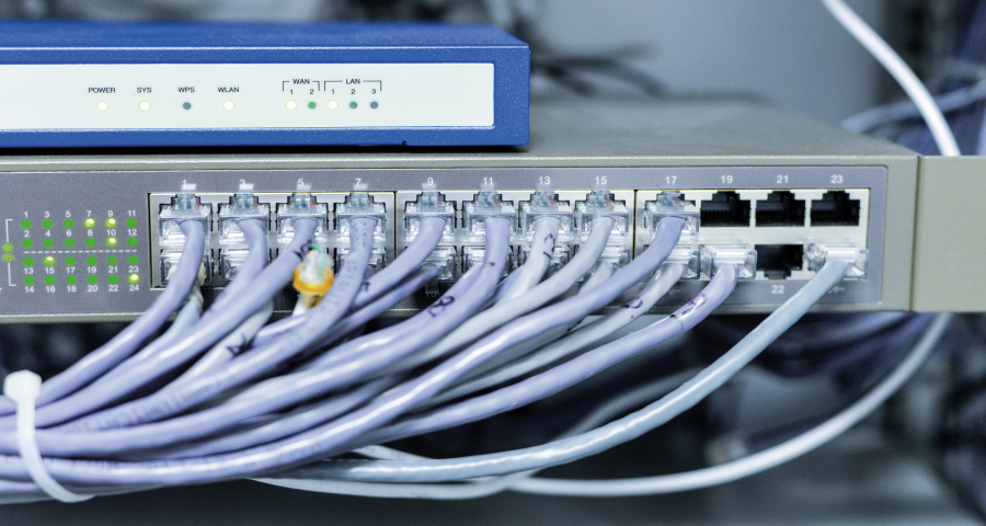 মহাখালীতে আগুন, ঢাকায় ইন্টারনেট সেবা ব্যাহত