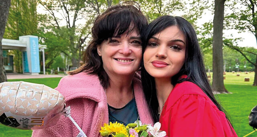 জিম্মি ২ মার্কিন নাগরিককে মুক্তি দেওয়ার দাবি হামাসের