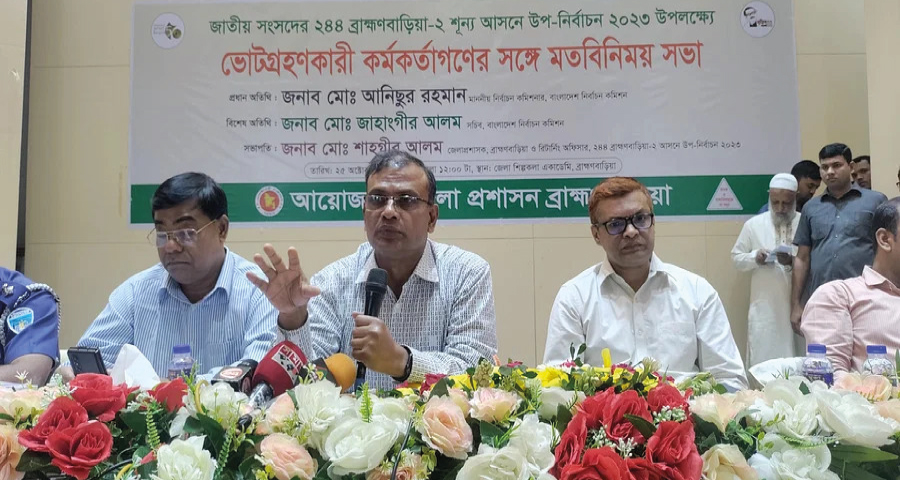 আসন্ন সংসদ নির্বাচন নিয়ে কোনো শঙ্কা নেই : ইসি আনিছুর