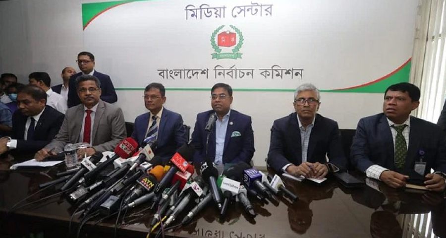 সন্ধ্যায় জাতির উদ্দেশে দেওয়া ভাষণে তফসিল ঘোষণা করবেন সিইসি