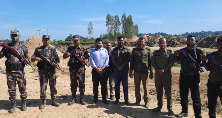 ঝিনাইগাতীতে অবৈধভাবে বালু উত্তোলনের দায়ে ৫০ হাজার টাকা জরিমানা