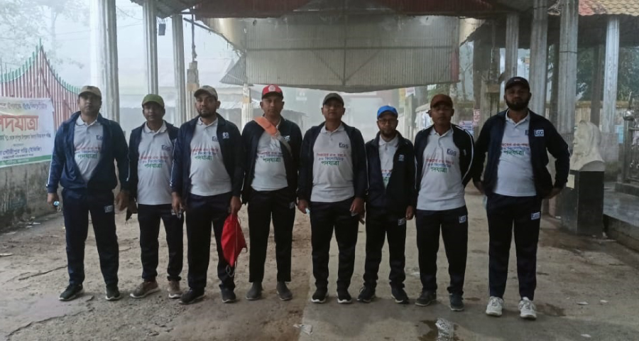 গৌরীপুর থেকে ৫৩ কিলোমিটার পদযাত্রায় ওরা আটজন