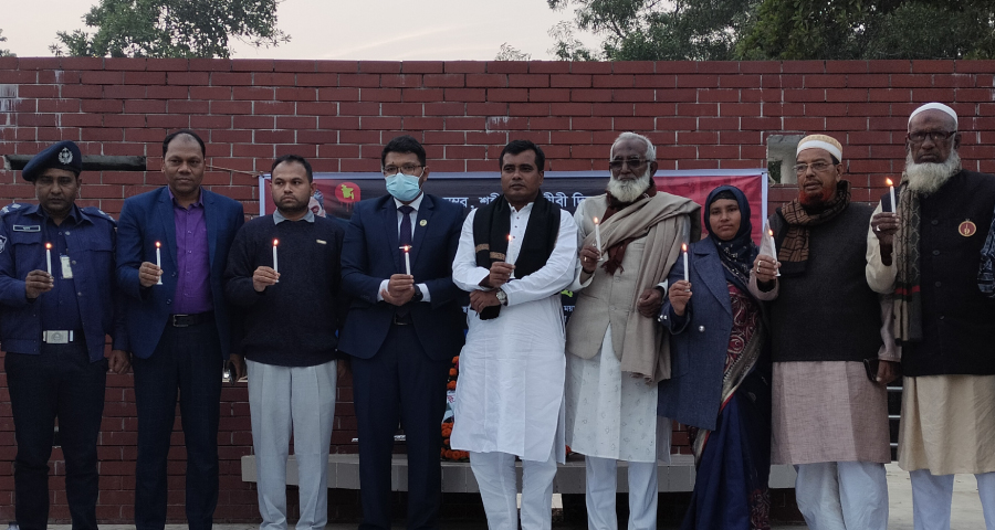 গৌরীপুরে বুদ্ধিজীবীদের স্মরণে মোমবাতি প্রজ্জ্বলন
