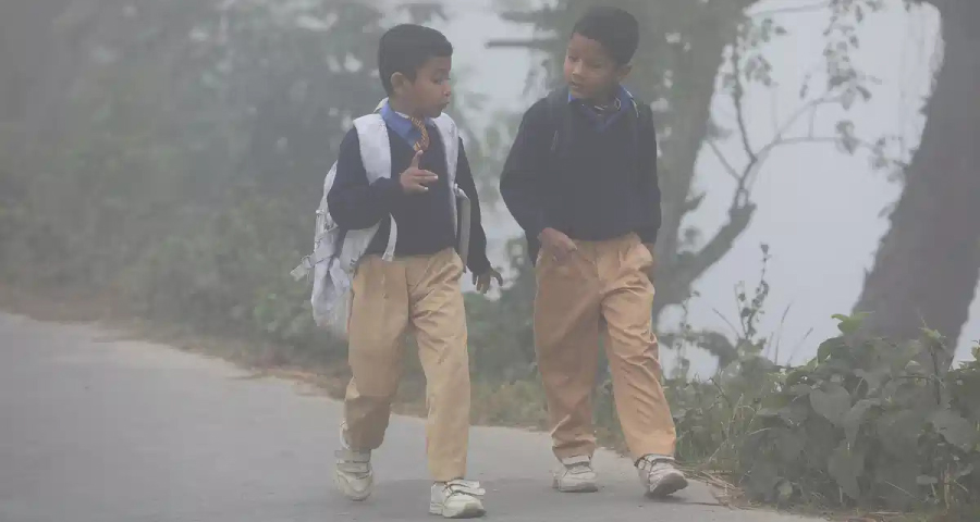 তীব্র শীতে স্কুল ছুটি: চার ঘণ্টায় তিন রকম নির্দেশনা