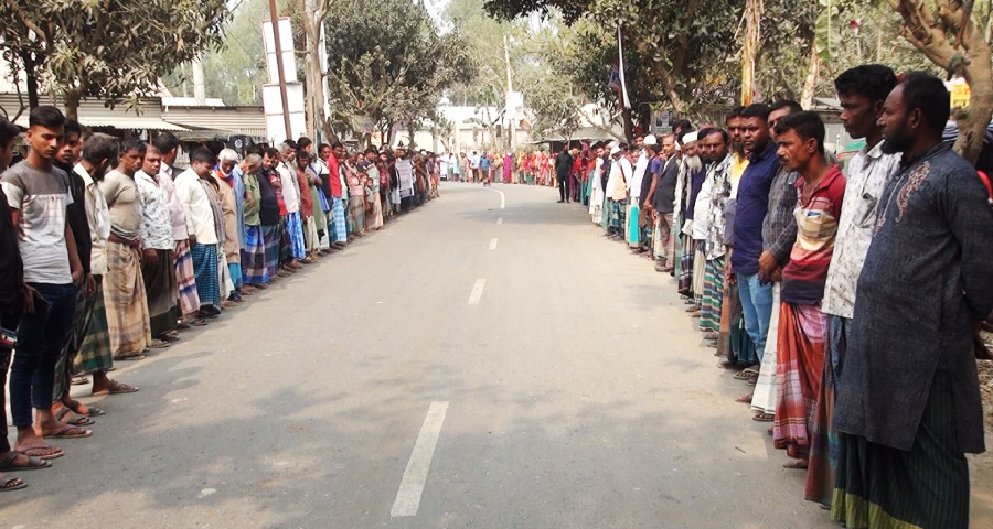 দেওয়ানগঞ্জে এবতেদায়ী মাদ্রাসা ভোট কেন্দ্র বহাল রাখার দাবিতে মানববন্ধন