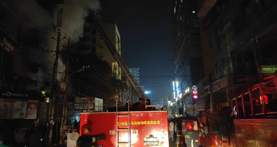 বেইলি রোডের আগুনে মৃত্যু বেড়ে ৪৪