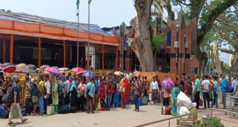 মেডিকেল, ইমার্জেন্সি ভিসা ছাড়া বাংলাদেশি পাসপোর্টধারী যাত্রীদের ভারতে যাতায়াতে বিধিনিষেধ