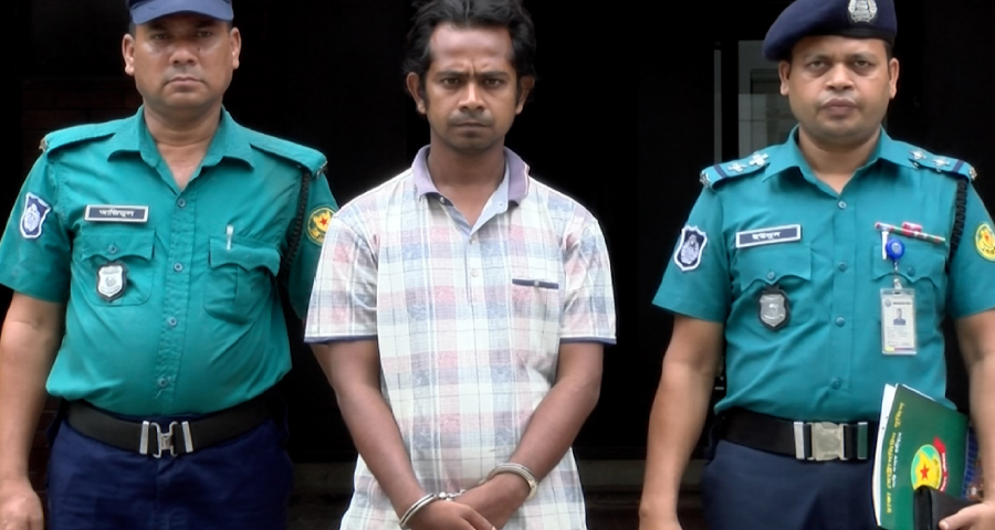 ঘুমাতে ডিস্টার্ব করায় বাড়িওয়ালাকে হত্যা করেন মোরশেদ!