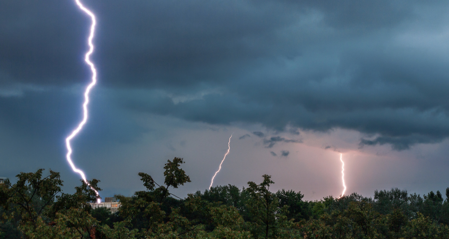 তিন জেলায় বজ্রপাতে ৭ জনের মৃত্যু