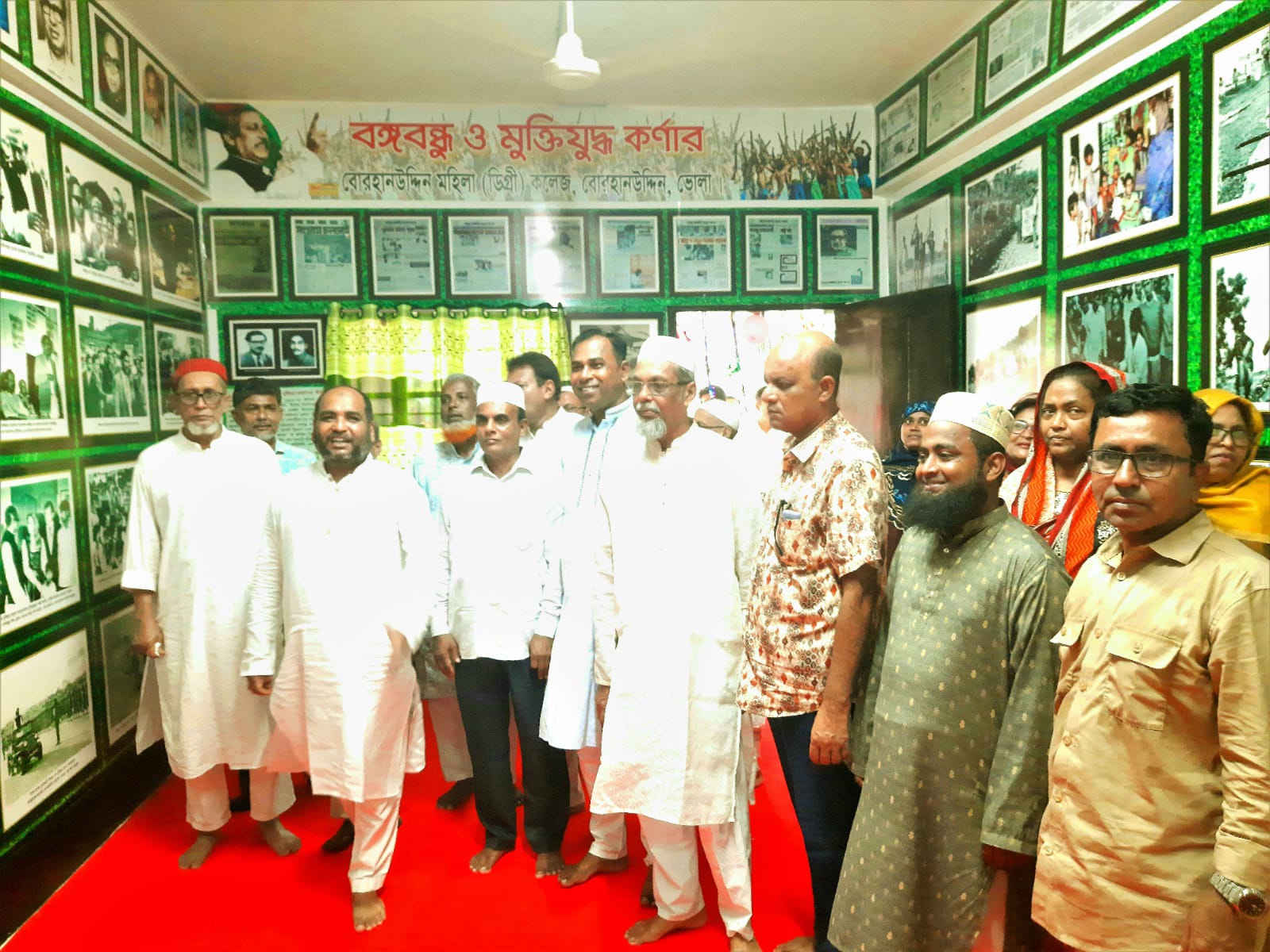 বোরহানউদ্দিনে বঙ্গবন্ধু কর্ণার উদ্বোধন