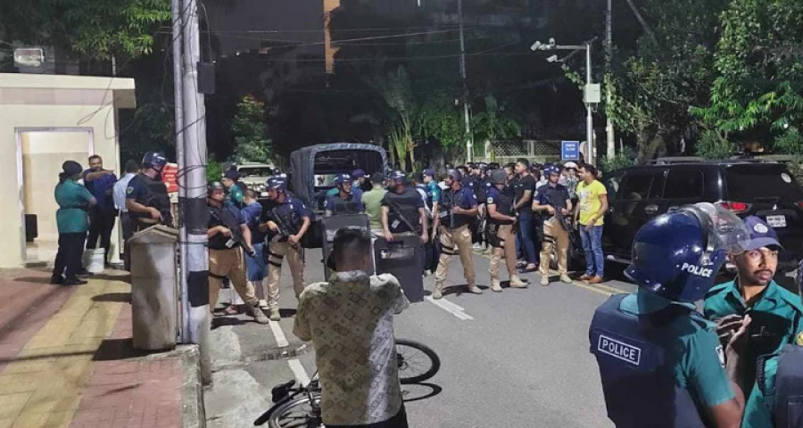 কথা কাটাকাটির জেরেই কনস্টেবল মনিরুলকে গুলি করেন কনস্টেবল কাউসার