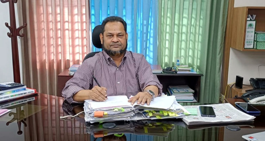 এবার কাস্টমস কমিশনারের বসুন্ধরার ৯ তলা বাড়ি ও দুই ফ্ল্যাট জব্দের আদেশ