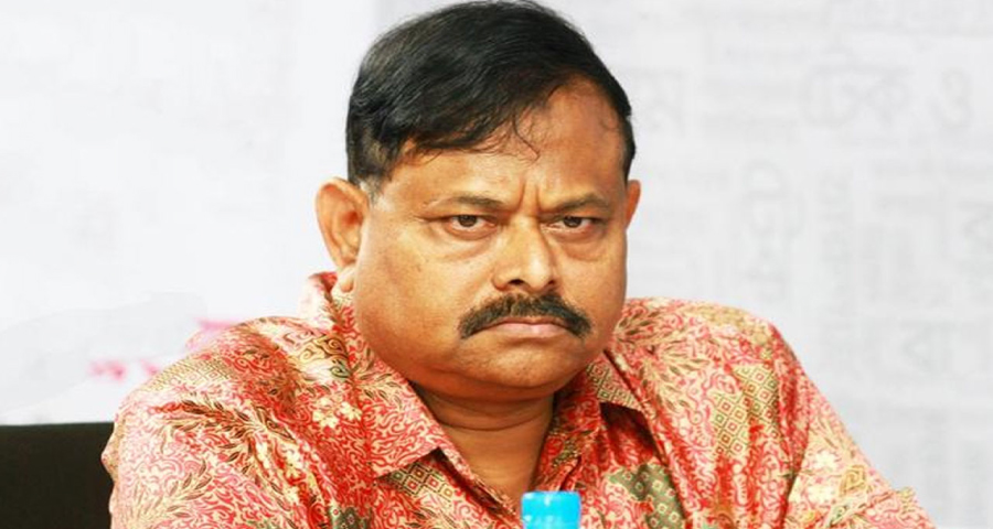 দেশ ছাড়ল সাবেক সেনাপ্রধান আজিজের পরিবার, সঙ্গে ছিলেন না তিনি