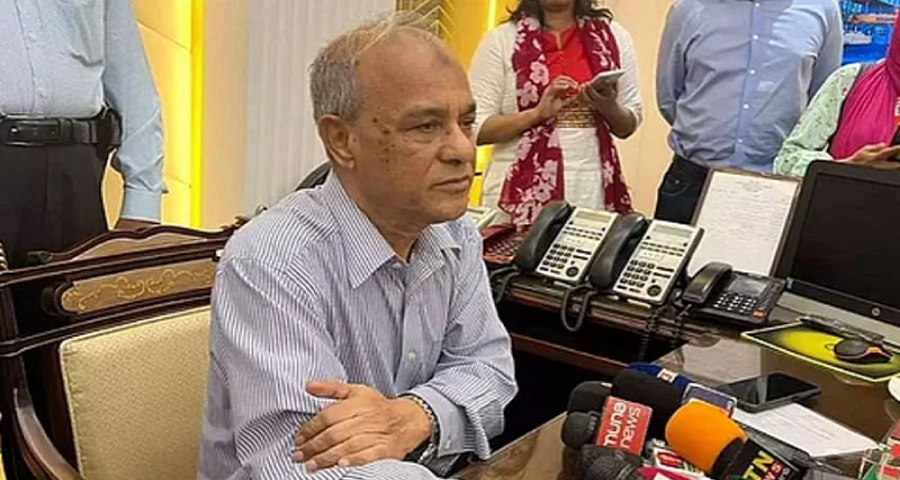 বিডিআর হত্যাকাণ্ডের পুনঃতদন্ত ও ন্যায়বিচার শিগগিরই: স্বরাষ্ট্র উপদেষ্টা