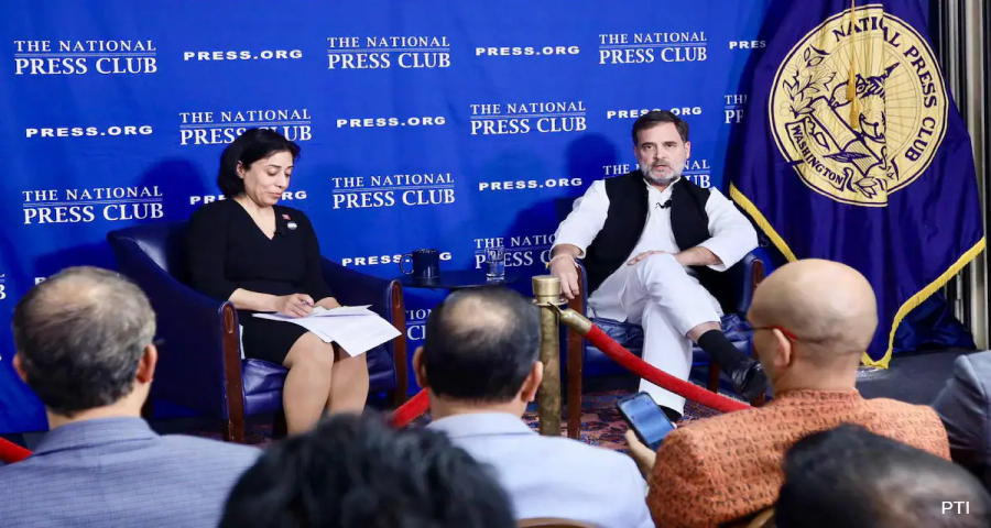 লাদাখে দিল্লির সমান জায়গা দখলে নিয়েছে চীন: রাহুল গান্ধী