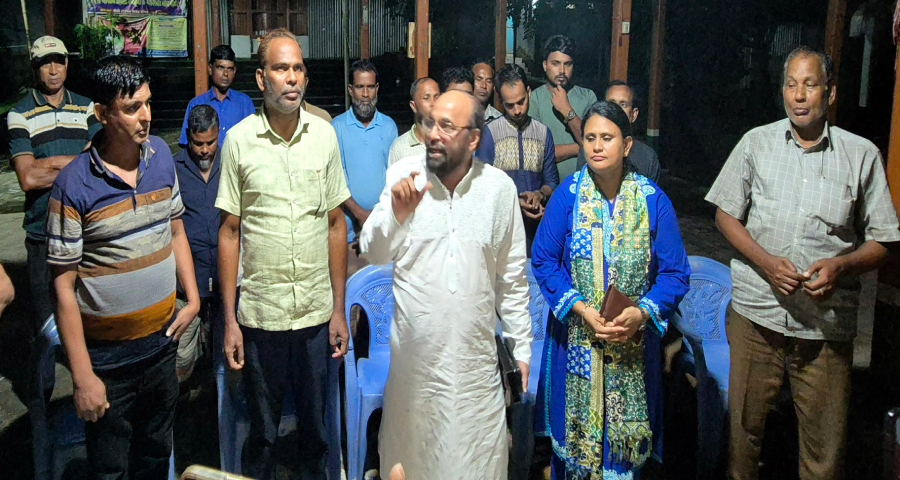 নেতা-কর্মীদের পূজামণ্ডপ পাহারা দেয়ার আহ্বান বিএনপি নেতা আজিজুলের