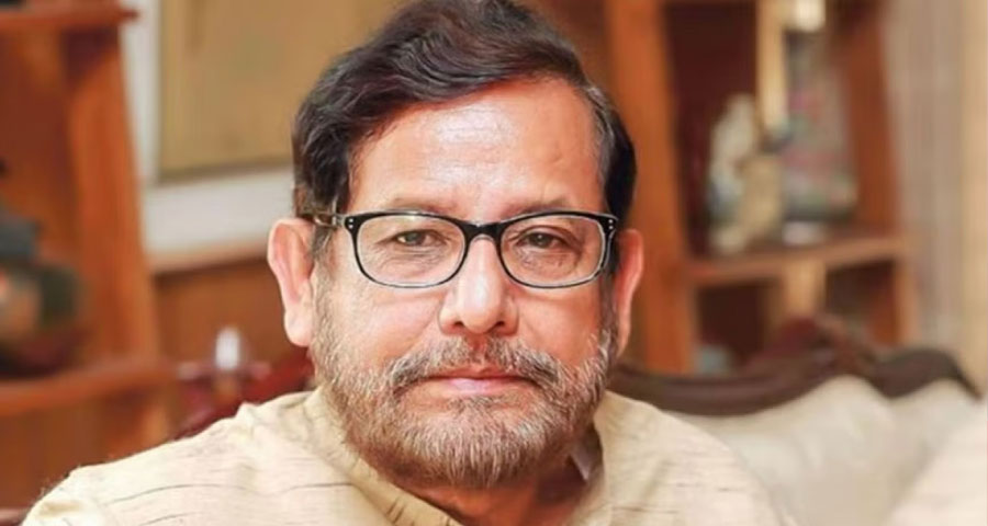 হাসপাতালে আহত শিক্ষার্থীদের কিল-ঘুষি খেলেন আসাদুজ্জামান নূর