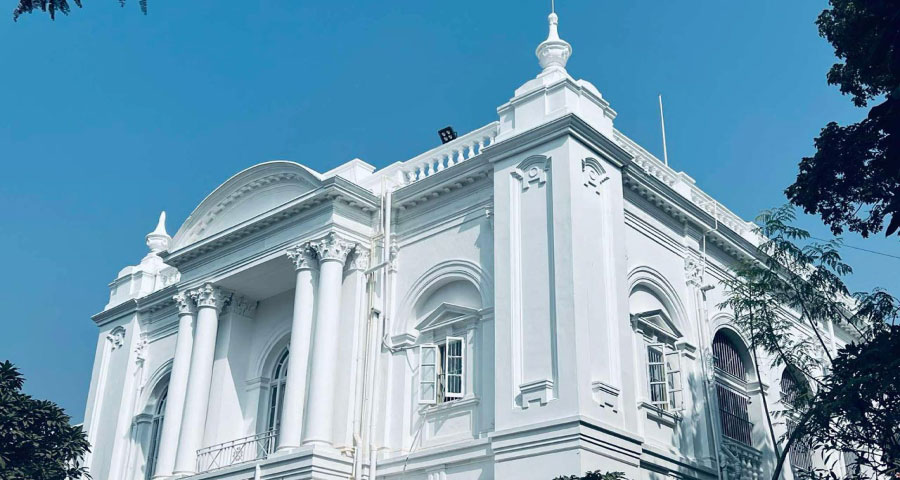 হাসিনাসহ ৪৪ জনের বিরুদ্ধে ট্রাইব্যুনালে হেফাজতের অভিযোগ