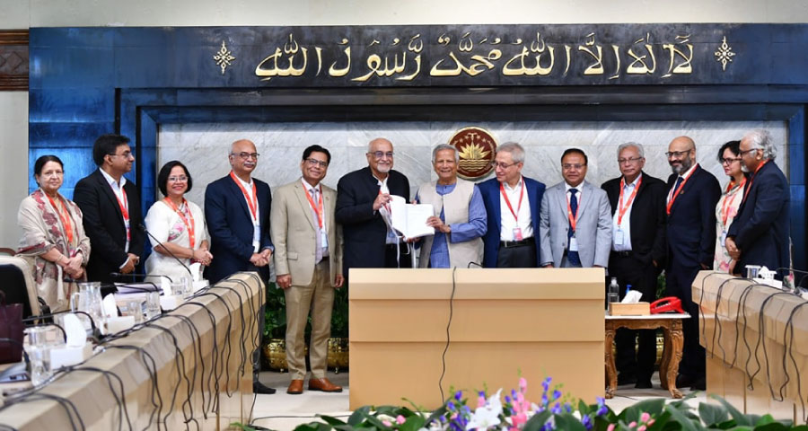 শেখ হাসিনার শাসনামলে প্রতিবছর গড়ে পাচার হয় ১৬ বিলিয়ন ডলার