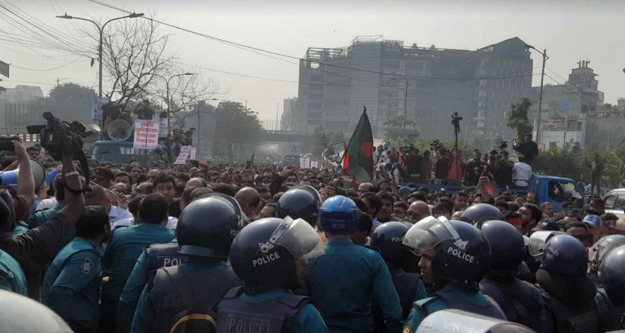 আটকে গেল ভারতীয় হাইকমিশন অভিমুখে বিএনপির ৩ সংগঠনের পদযাত্রা